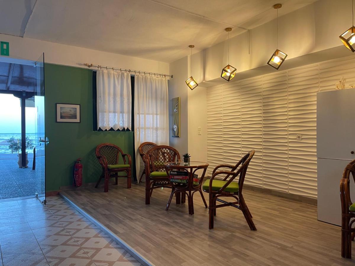 Apollon Hotel Метана Екстер'єр фото