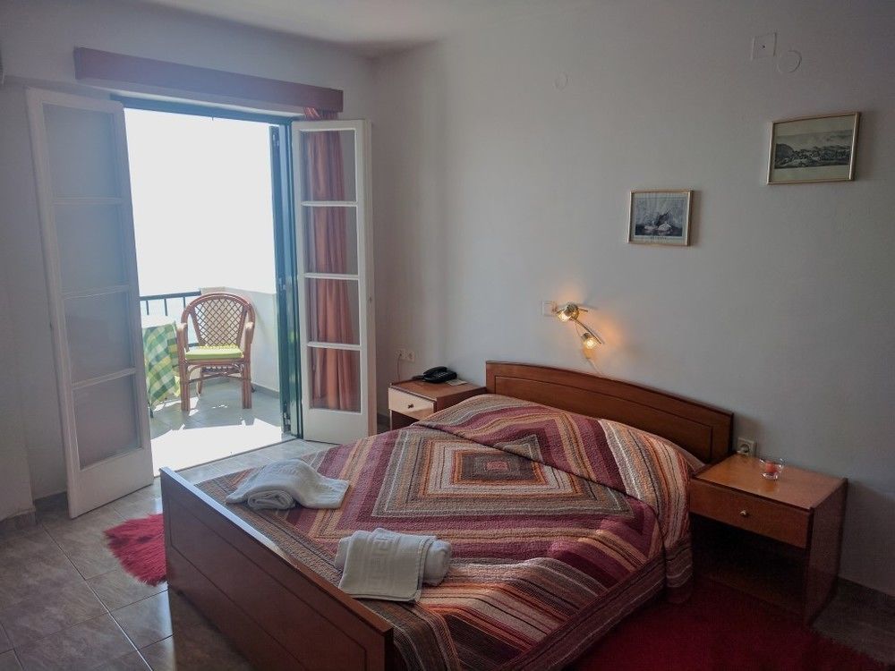 Apollon Hotel Метана Екстер'єр фото